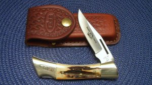 Case XX SS USA 9 Dot (1981) Stag 5197-LSSP Shark Tooth Lockback Knife & Pouch