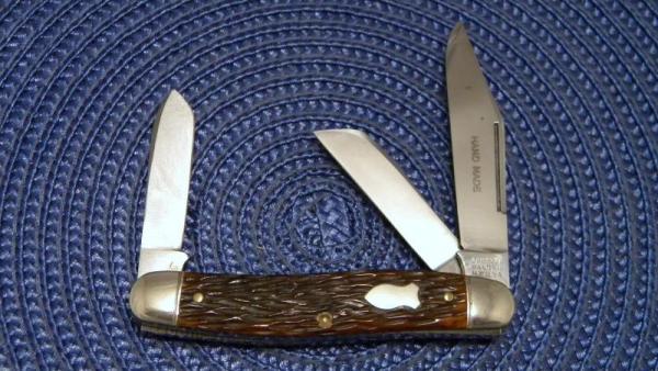 Schrade Walden NY USA 890 Peach Seed Bone Stockman Knife c.1950's Schrade Walden NY USA 890 Peach Seed Bone Stockman Knife c.1950's
