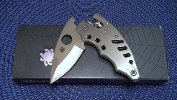 Spyderco VG-10 Seki Japan C98P Plain Edge Poliwog Knife - NIB