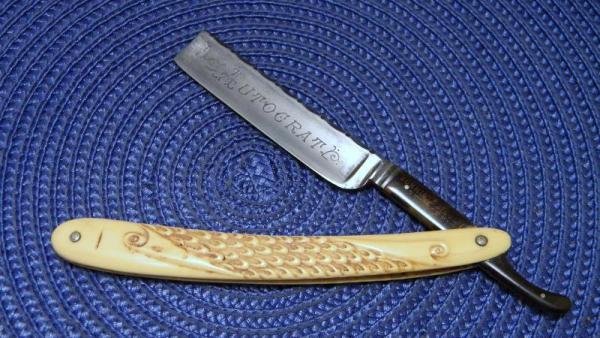 Schmidt & Ziegler Remscheid Germany Fancy Handle Tortoise Shell Covered Tang Autocrat Straight Razor Schmidt & Ziegler Remscheid Germany Fancy Handle Tortoise Shell Covered Tang Autocrat Straight Razor