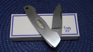 Hen & Rooster Bertram Germany CM-9 Metal Folding Pocket Knife - NIB