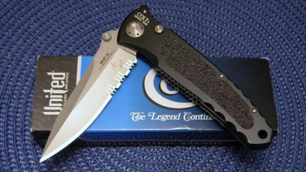 United Cutlery Taiwan CT0098 2002 UCC Colt M4-K Cryoedge Linerlock Knife - NIB United Cutlery Taiwan CT0098 2002 UCC Colt M4-K Cryoedge Linerlock Knife - NIB