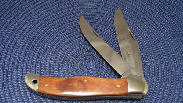 Queen USA #4200 The Rawhide Series Wood Queen USA #4200 The Rawhide Series Wood