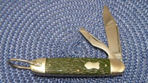 Kutmaster Utica N.Y. Made in USA Green Delrin 2 Blade Utility Knife 