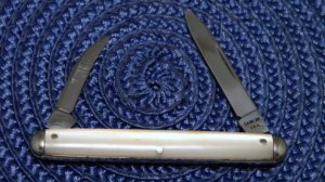 Case XX USA 7 Dot (1973) Imitation Pearl 9261 Pen Knife