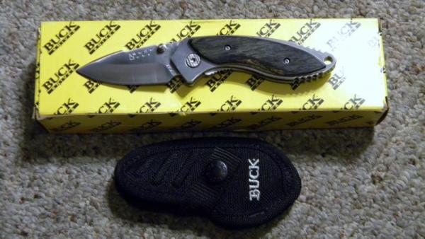 Buck USA 270 Wood Linerlock Knife c.2005 - NIB Buck USA 270 Wood Linerlock Knife c.2005 - NIB
