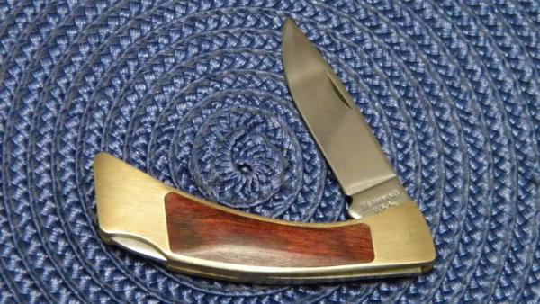 Browning USA Brass/Wood Lockback Knife Browning USA Brass/Wood Lockback Knife
