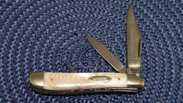 Case XX SS USA 7 Dot (1983) Customized Pearl 6220 Fileworked Peanut Knife - Customized by R. Finley Case XX SS USA 7 Dot (1983) Customized Pearl 6220 Fileworked Peanut Knife - Customized by R. Finley