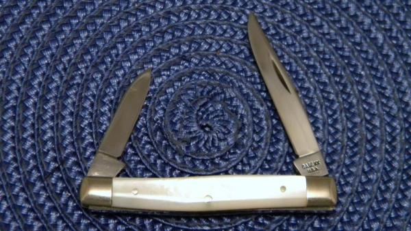 Case XX USA 6 Dot (1974) Pearl 8233 Pen Knife Case XX USA 6 Dot (1974) Pearl 8233 Pen Knife