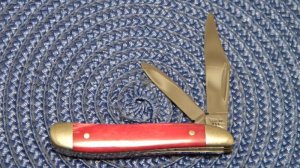 Case XX USA 1 Dot (1979) Smooth Red Bone SR6220 Peanut Knife