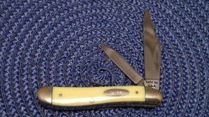 Case XX  USA (Large Stamp) 1965-69 Yellow 3220 Peanut Knife
