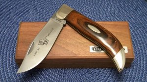 Case XX USA 7 Dot (1973) Wood P172 Buffalo Clasp Knife - NIB