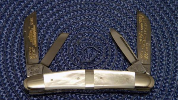 Fight'n Rooster Germany Pearl Congress 1985 Kentucky Cutlery Assn. Club Knife Fight'n Rooster Germany Pearl Congress 1985 Kentucky Cutlery Assn. Club Knife
