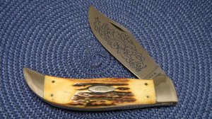 Case XX Hand Made USA 3 Dot (1977) Stag 5172 SSP Blue Scroll Clasp Knife