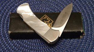 Puma Germany Stainless 220700M Pearl 4 Star Folding Lockback Knife - NIB