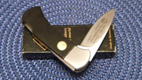 Puma Germany Stainless P220700BH Buffalo Horn 4 Star Mini Folding Lockback Knife c.2002 - NIB Puma Germany Stainless P220700BH Buffalo Horn 4 Star Mini Folding Lockback Knife c.2002 - NIB