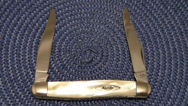 Kinfolks Authorized Reproduction Stainless Celluloid Muskrat Knife Kinfolks Authorized Reproduction Stainless Celluloid Muskrat Knife