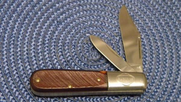 Belknap Louisville KY 5722 Delrin Blue Grass Barlow Knife Belknap Louisville KY 5722 Delrin Blue Grass Barlow Knife