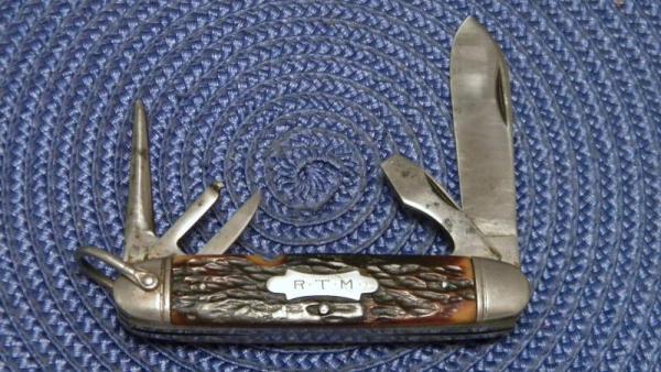 Camillus Cutlery Co. Camillus NY Bone Scout or Utility Knife c.1940's Camillus Cutlery Co. Camillus NY Bone Scout or Utility Knife c.1940's