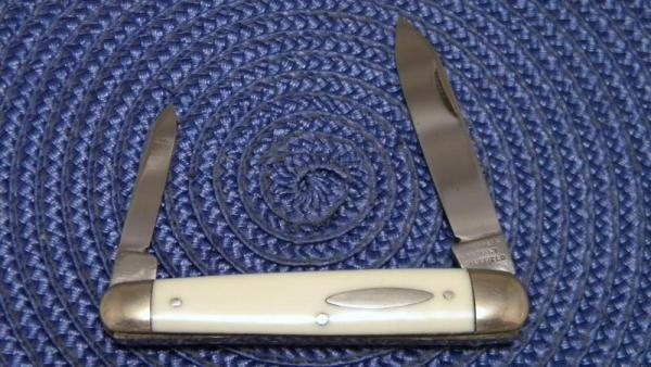 Humphreys - Radiant Sheffield England Genuine Ivory 2 Blade Pen Knife Humphreys - Radiant Sheffield England Genuine Ivory 2 Blade Pen Knife