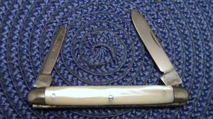 APIS Stainless Steel (Joseph Rodgers & Co. Sheffield) Pearl Pen Knife c.1916-1920