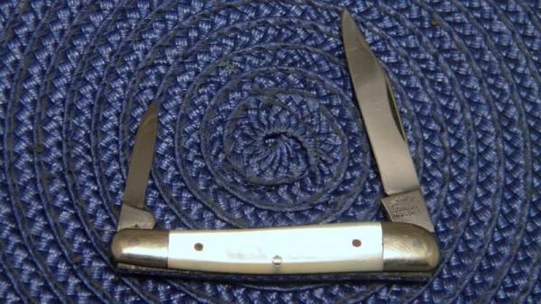 Wilh. Wagner Solingen Germany Pearl Pen Knife Wilh. Wagner Solingen Germany Pearl Pen Knife