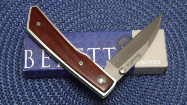 Beretta Seki Japan VG-10 Cocobolo JKTRID85 Trident Folding Linerlock Wharncliffe Knife - NIB Beretta Seki Japan VG-10 Cocobolo JKTRID85 Trident Folding Linerlock Wharncliffe Knife - NIB
