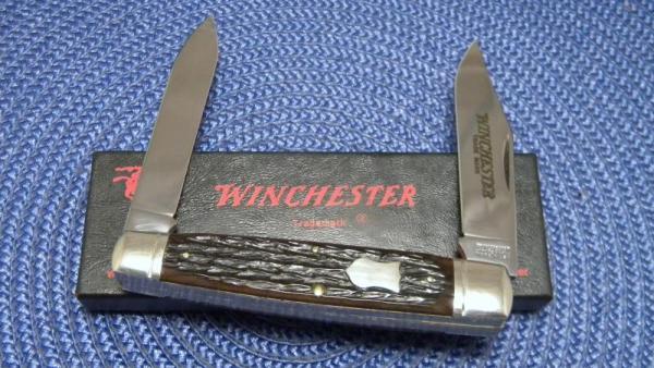 Winchester Trademark USA 1988 Bone 2913 1/2 Moose Knife - NIB Winchester Trademark USA 1988 Bone 2913 1/2 Moose Knife - NIB
