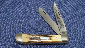 Case XX Stainless USA 3 Dot (1977) Stag 5254 SSP Blue Scroll Trapper Knife