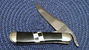 Case XX USA 2002 Jet & Pearl Checker EX1953 L SS Russlock Knife