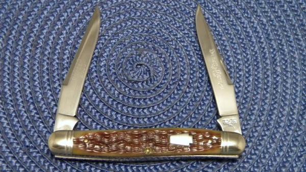 Schatt & Morgan Titusville PA. 2006 Green Bone 042125 1 of 100 Muskrat Knife Schatt & Morgan Titusville PA. 2006 Green Bone 042125 1 of 100 Muskrat Knife