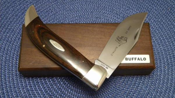 Case XX USA 9 Dot (1971) Wood P172 Buffalo Clasp Knife - NIB