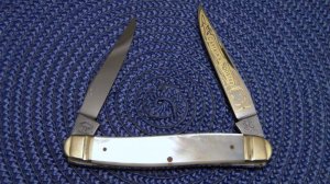 Fight'n Rooster Germany Pearl Captain's Rooster Muskrat Knife
