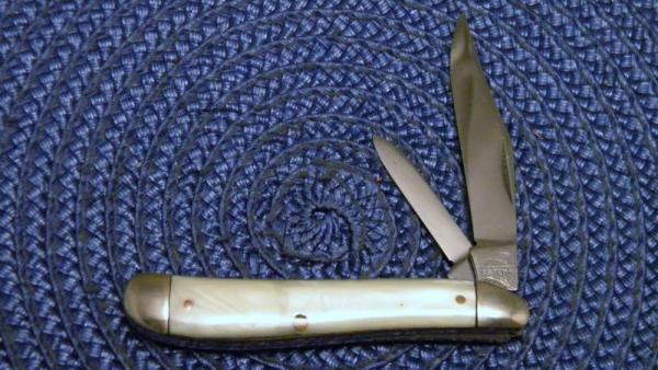 Case Tested XX 1920-1940 Imitation Onyx 9220 Peanut Knife Case Tested XX 1920-1940 Imitation Onyx 9220 Peanut Knife
