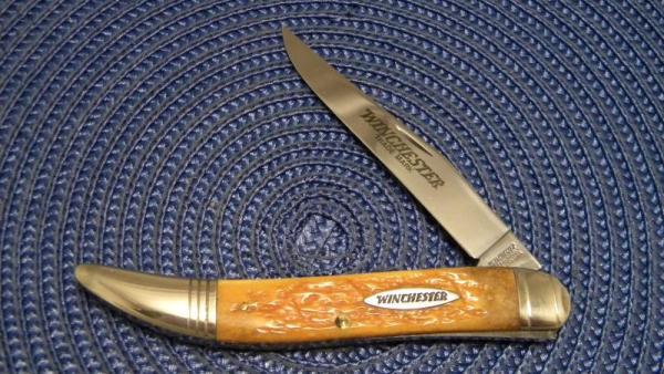 Winchester Trademark USA 1998 Bone 19034 Toothpick Knife