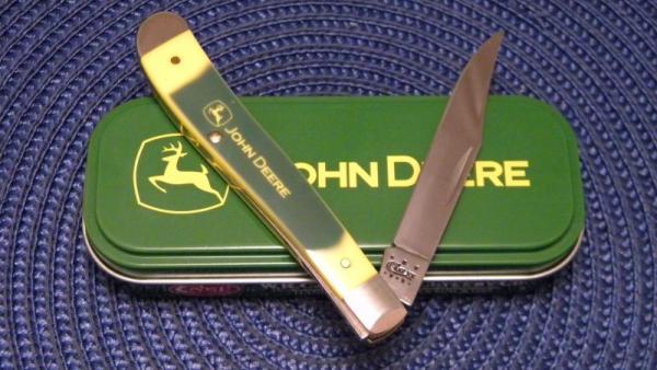 Case XX USA 2012 Delrin 41046 SS John Deere Slimline Trapper Knife - NIB Case XX USA 2012 Delrin 41046 SS John Deere Slimline Trapper Knife - NIB