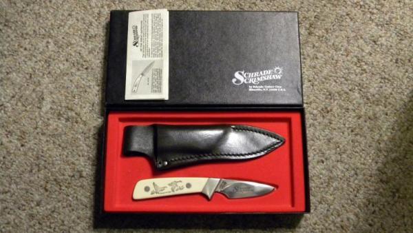 Schrade USA SC509 Scrimshaw Little Finger Fixed Blade Sheath Knife c. 1981 - NIB Schrade USA SC509 Scrimshaw Little Finger Fixed Blade Sheath Knife c. 1981 - NIB