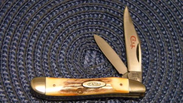 Case XX Stainless USA 2 Dot (1978) Stag Red Etch 5220 SSP Peanut Knife Case XX Stainless USA 2 Dot (1978) Stag Red Etch 5220 SSP Peanut Knife