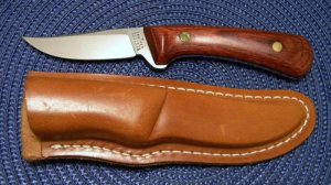 Western USA W82 H Wood Fixed Blade Sheath Knife c.1984