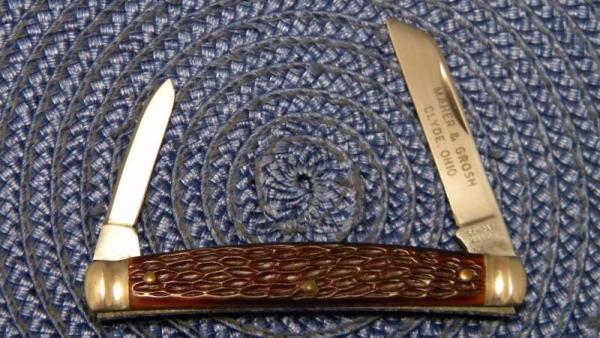 Schrade Walden NY USA Peachseed Delrin 774 Maher & Grosh Clyde, Ohio Congress Knife Schrade Walden NY USA Peachseed Delrin 774 Maher & Grosh Clyde, Ohio Congress Knife