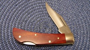 Case XX SS USA 8 Dot (1982) Wood P1051 1/2 L SSP Lockback Knife