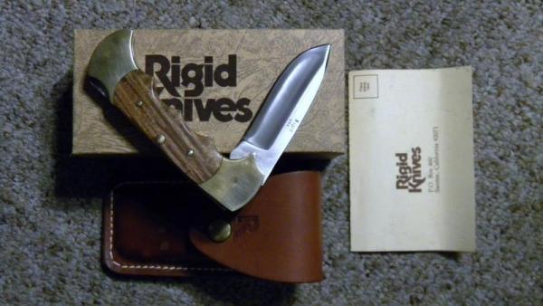 Rigid USA R9 Apache Wood Folding Lockback Knife & Pouch - NOS in Box Rigid USA R9 Apache Wood Folding Lockback Knife & Pouch - NOS in Box