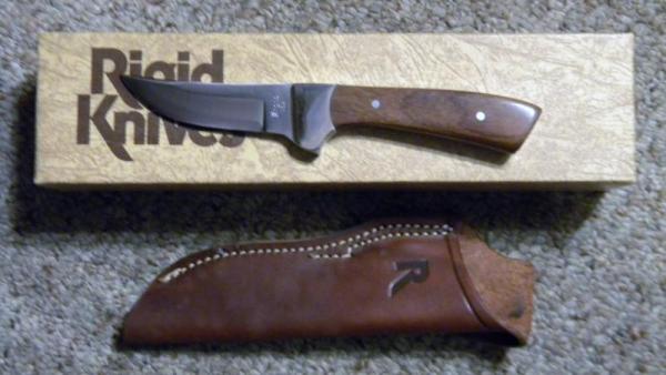 Rigid USA R36 Wolverine Wood Fixed Blade Sheath Knife - NOS in Box