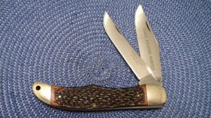 Schrade Walden NY USA Maher & Grosh Clyde, Ohio Delrin 225H Bowie Folding Hunter Knife