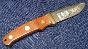Schrade + USA LTD Wood Hunting Heritage Collection Fixed Blade Knife