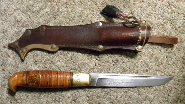 Puukko Made in Finland Fixed Blade Knife & Sheath Puukko Made in Finland Fixed Blade Knife & Sheath