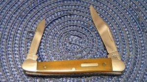 Case XX USA 5 Dot (1995) Smooth Antique Bone 62109X SS Baby Copperhead Knife