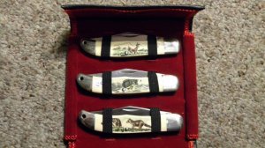 Schrade + USA SC524 Color Scrimshawed Small Folding Hunter 3 Knife Set