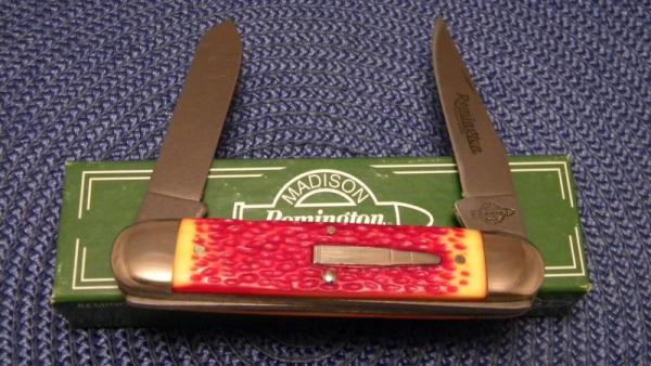 Remington USA New Tang Stamp Series Delrin Bullet Muskrat Knife - NIB Remington USA New Tang Stamp Series Delrin Bullet Muskrat Knife - NIB