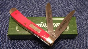 Remington USA Red Shot Shell Super Shot Trapper Knife - NIB